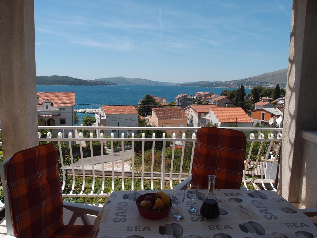 Apartments Kadulja Trogir Zimmer foto