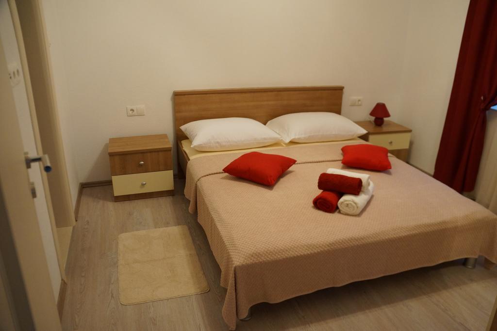 Apartments Kadulja Trogir Zimmer foto